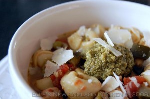 Chicken Pesto Tortellini Soup